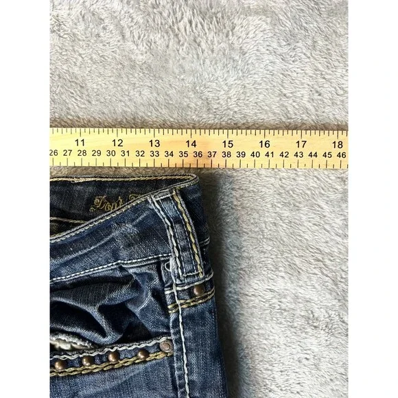 Cowgirl Tuff Western Jeans Women’s Size 26 Low Rise Raw Hem Straight Leg Studded - Picture 10 of 11